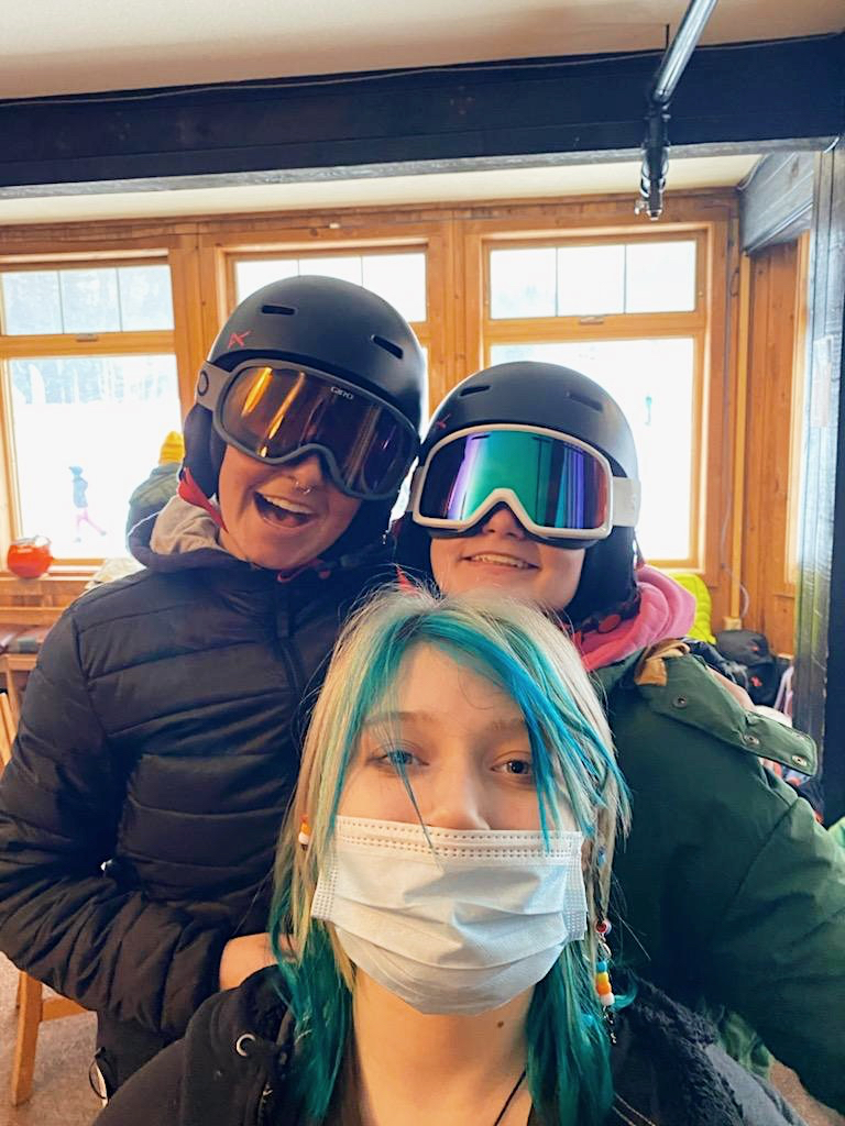 Oli all school ski day